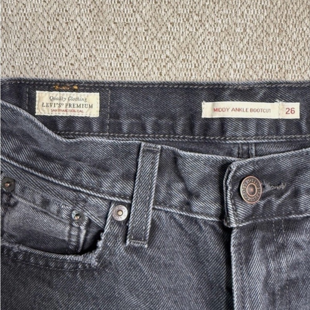 Women’s Black Levi's Middy Bootcut Anke Jeans - Picture 10 of 10